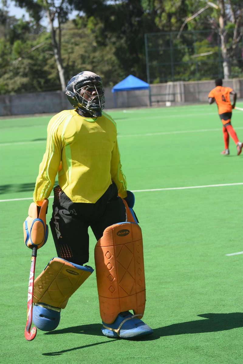 weatherhead_hc's tweet photo. #ACCC 
Thread 3/15
Action Pictures from Nairobi

1. Last Training 
#weareweatherhead
📸 by @charlesmusoke17 

@AfrHockey @ugandahockey @Innovug @amtushabe @FieldhockeyKE  @UOC_media  @NBSportUg @kawowosports @mizanyosports @RabSportsNews @jjuuks @NCSUganda1 @newvisionsport https://t.co/TTNrZ2kj1w