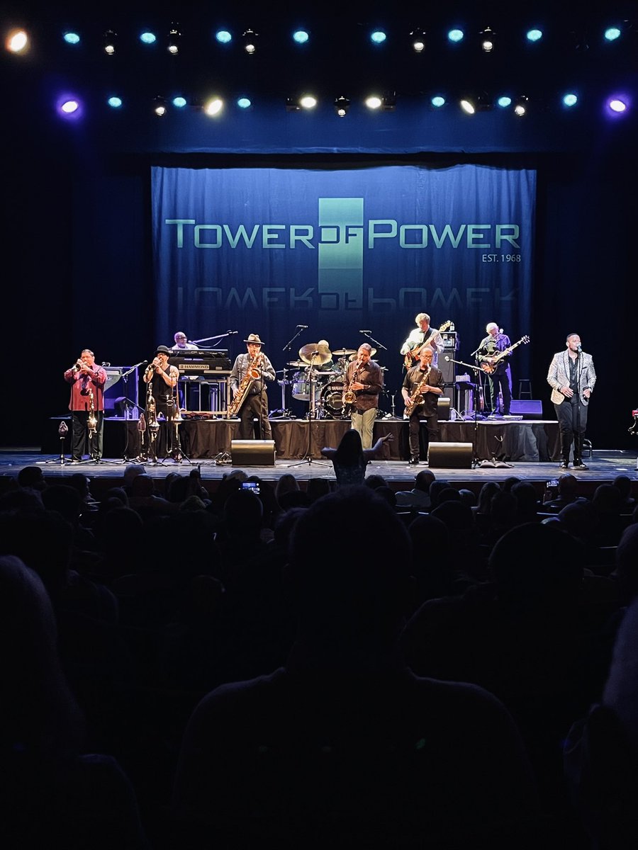 Finally got to see my greatest drumming influence perform tonight. #towerofpower #davidgaribaldi