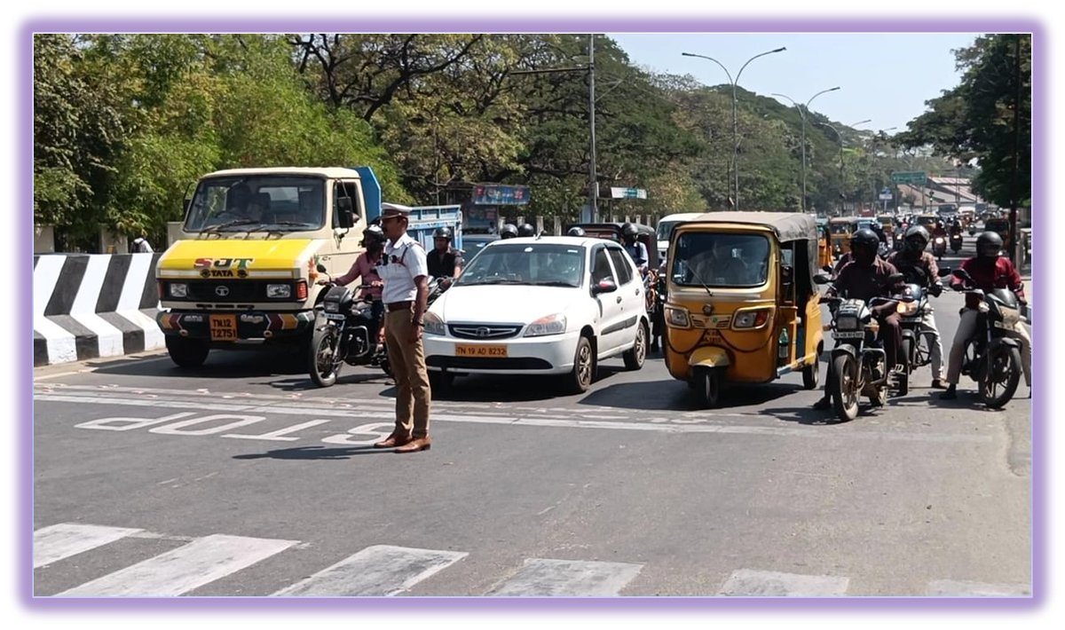 ChennaiTraffic's tweet image. GCTP conducting #StopLine #SpecialDrive today!

#ChennaiTraffic becoming smarter and safer!!

 #zebra #TrafficSigns #RoadSigns #NoParking #DoNotDrinkAndDrive #NeverOffDuty #InPublicService #NoHonking #YourSaftyOurPriority #GreaterChennaiPolice 
@tnpoliceoffl 
EVKS Junction
