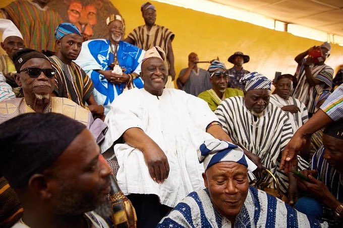 CITI_MOLAR's tweet photo. This picture tells that Alan was well welcomed respected and accepted in YENDI..
#AlanCash
#AlanForAll
#Alanstorms https://t.co/NnC0i6iRRM