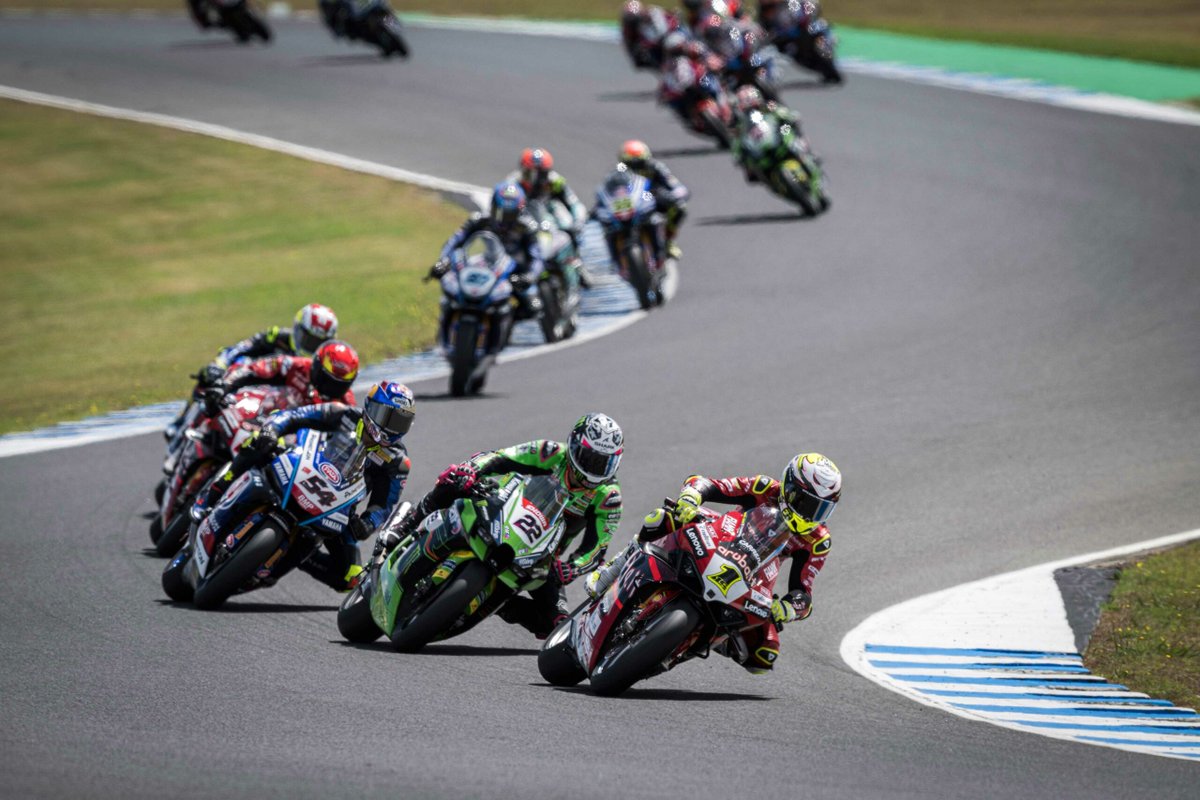 bjbikers's tweet photo. WSBK Phillip Island - Ducati pokorio ostrvo - https://t.co/9EEF2IMsPD #bjbikers https://t.co/SyBRa2OAXy
