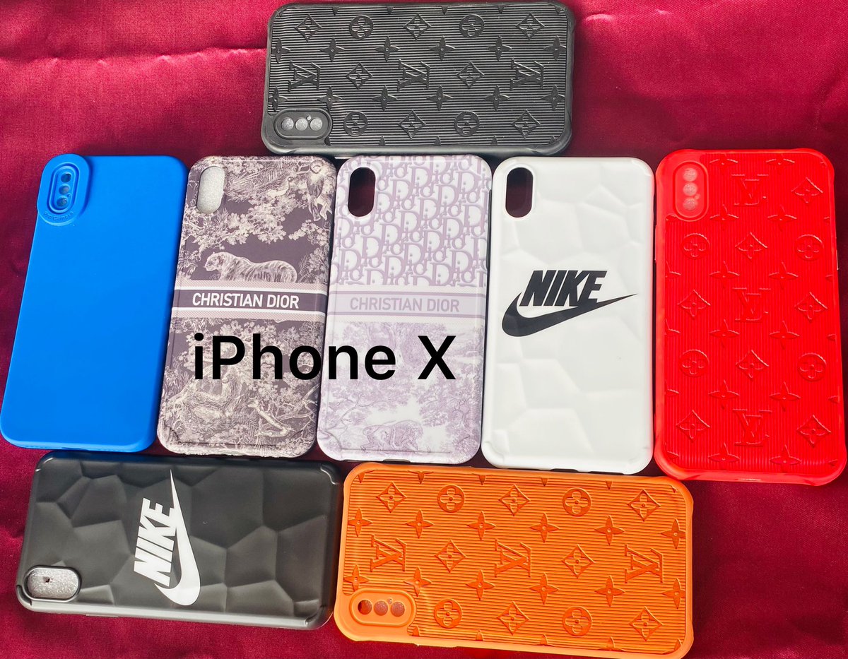 EvahSimbeye3's tweet photo. iPhone cases on clearance sale 

4,000mk each 

RT for awareness 🥹 https://t.co/crvWGkrhBd