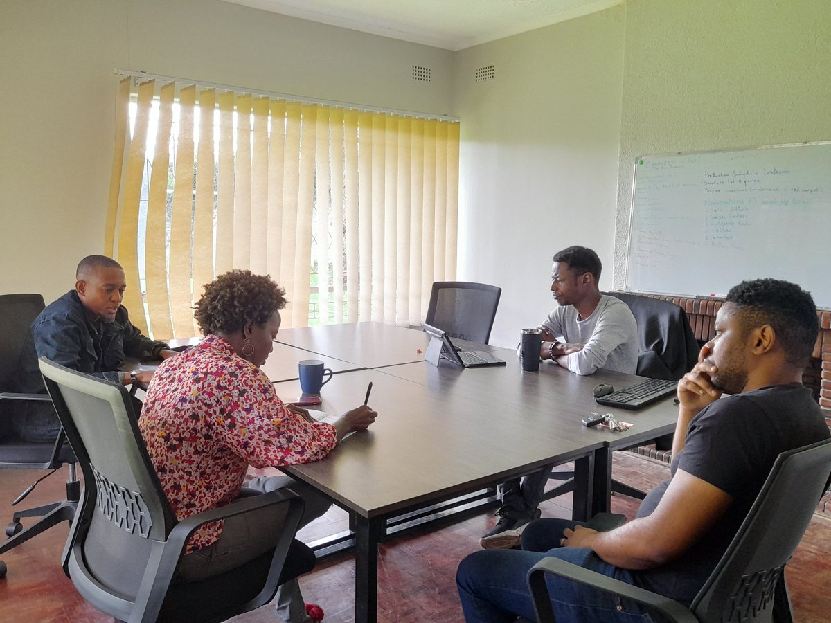 scriptsandbars's tweet image. Digital labs between participants and facilitators are designed to accelerate and enhance market readiness of participants. 

#ScriptsandBars #CreativeAccelerator 

@kaymediaafrica @southernafricaarts @zwBritish