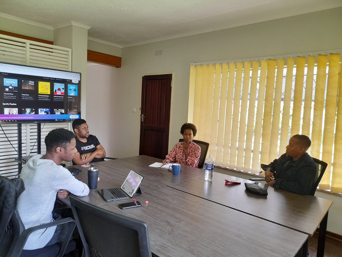 scriptsandbars's tweet image. Digital labs between participants and facilitators are designed to accelerate and enhance market readiness of participants. 

#ScriptsandBars #CreativeAccelerator 

@kaymediaafrica @southernafricaarts @zwBritish