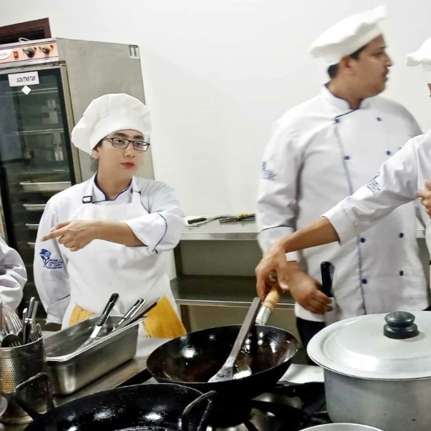 KICA91916660's tweet photo. Excellent plating skills are an essential requirement for getting a good job and starting a career in cooking.
Call ... 0213-4492409 00310 2604575
#WACS #KCA #kica #worldchefsyoungchefs #culinarylife #CulinaryArts #NAVTTC #sbte #STEVTA #chef #bakery #karachi #Pakistan #smartchef https://t.co/EYEdAl1ONx