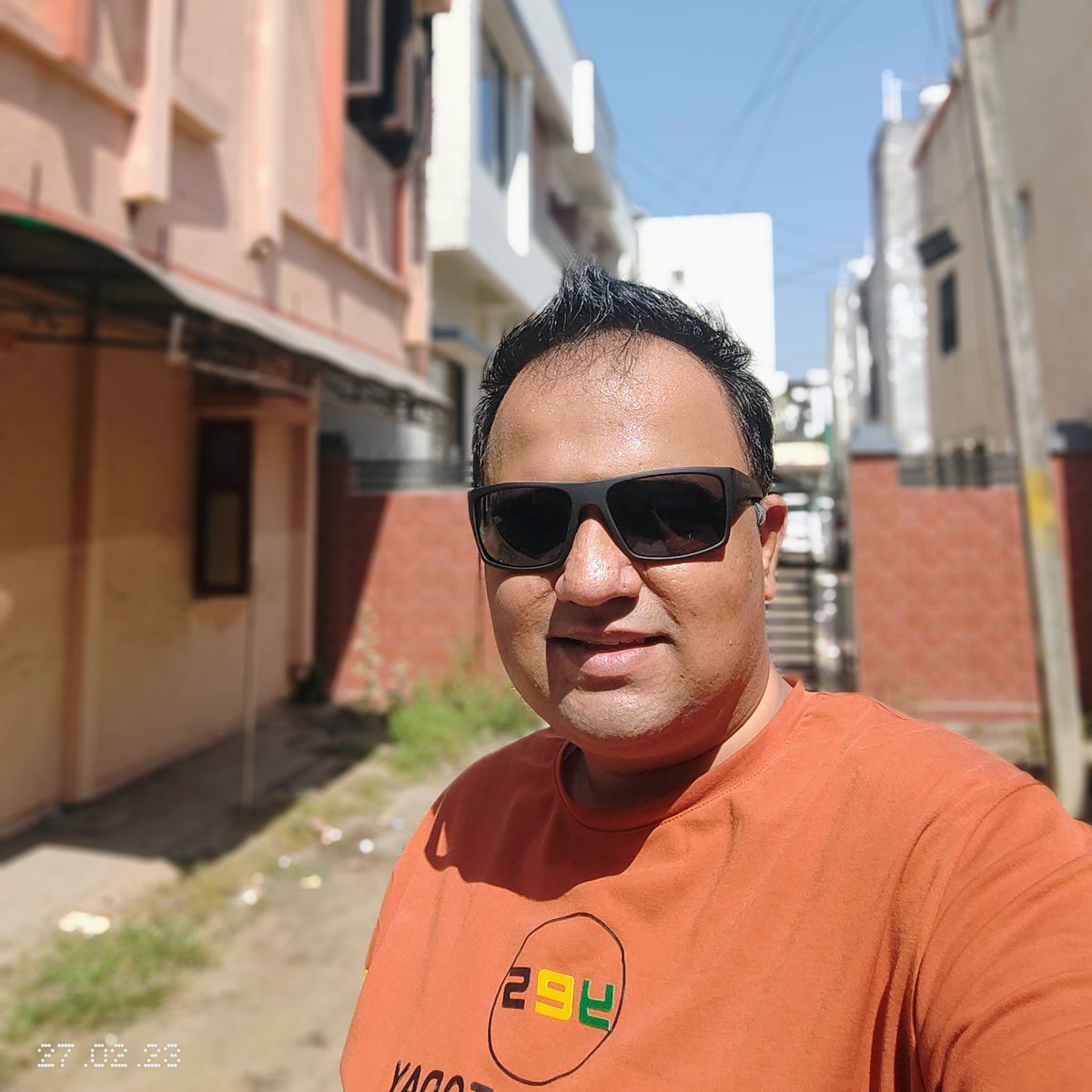 747it's tweet image. #NewProfilePic