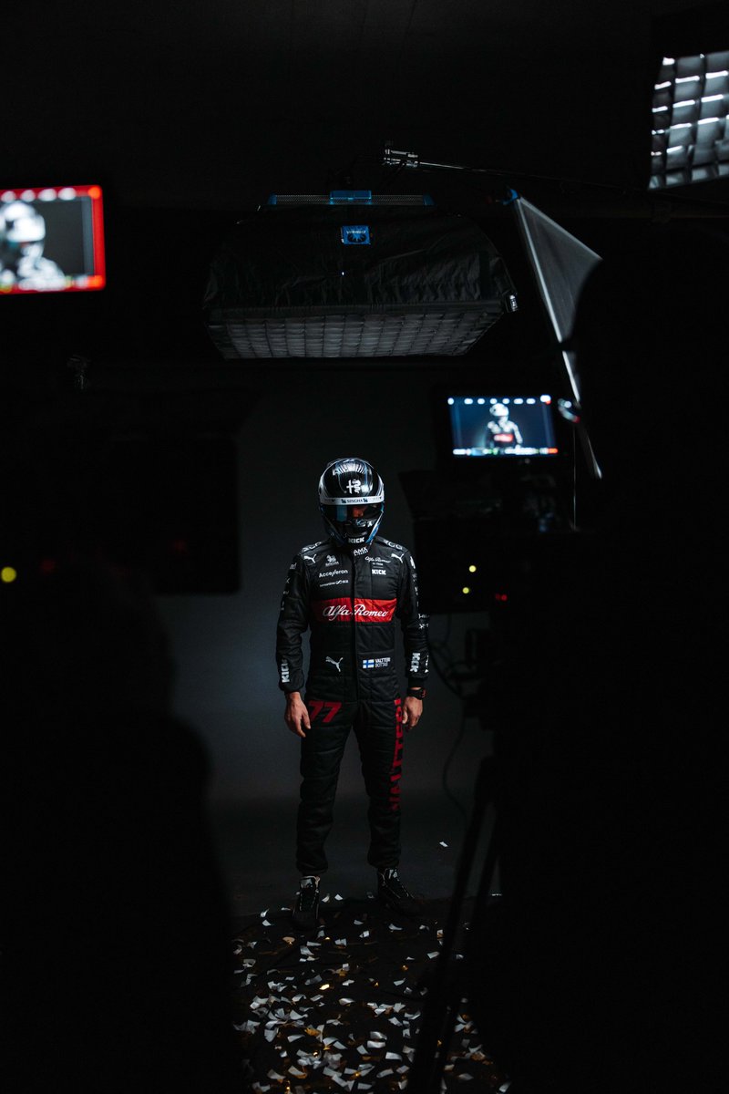 ValtteriBottas's tweet photo. It’s race week 🏁

#VB77 #F1 @alfaromeof1 https://t.co/IuI7POxAUx