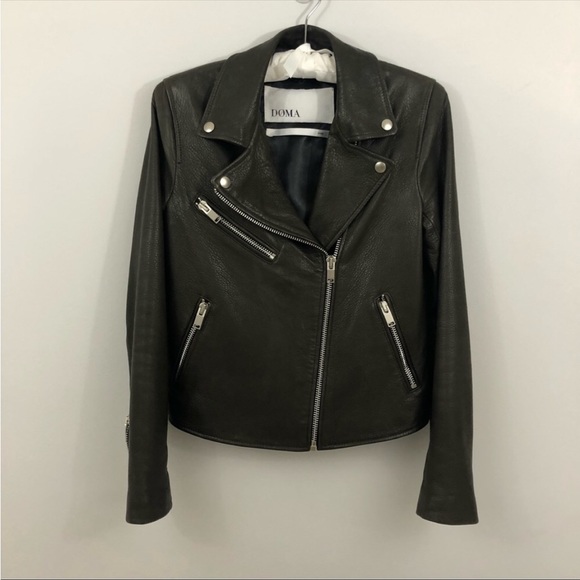 YoGyrlEVITA's tweet photo. So good I had to share! Check out all the items I'm loving on @Poshmarkapp #poshmark #fashion #style #shopmycloset #aqua #doma #modcloth: https://t.co/Xwog0Ve71f https://t.co/8mCr9TpAdq