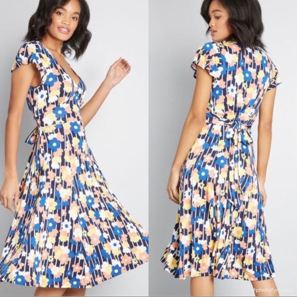 YoGyrlEVITA's tweet photo. So good I had to share! Check out all the items I'm loving on @Poshmarkapp #poshmark #fashion #style #shopmycloset #aqua #doma #modcloth: https://t.co/Xwog0Ve71f https://t.co/8mCr9TpAdq