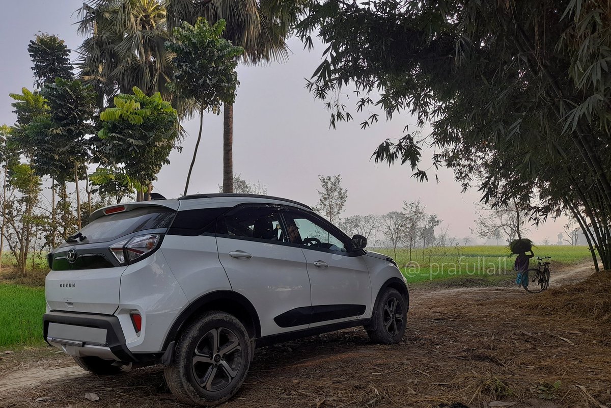 Whatever the road conditions are,it never disappoints you to give a comfortable ride.
#NexLevel #TataNexon #Nexon #NexonNumberOne #TataMotorsPassengerVehicles #SUV 
@TataMotors_Cars