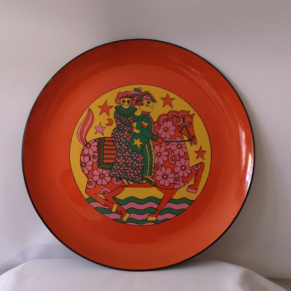 DreaVintage's tweet photo. So good I had to share! Check out all the items I'm loving on @Poshmarkapp #poshmark #fashion #style #shopmycloset #holthoward #federalglass #vintage: https://t.co/Qv6xnqYFC8 https://t.co/F3CGPoZkwi