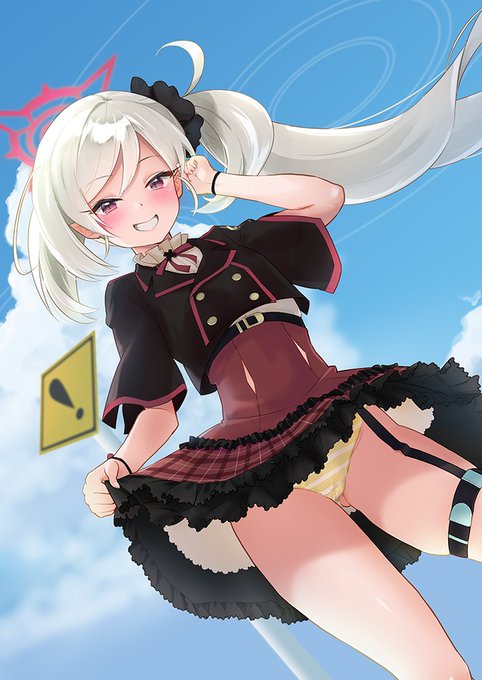 #ブルアカ 
夏コミの表紙にする用ムツキ 