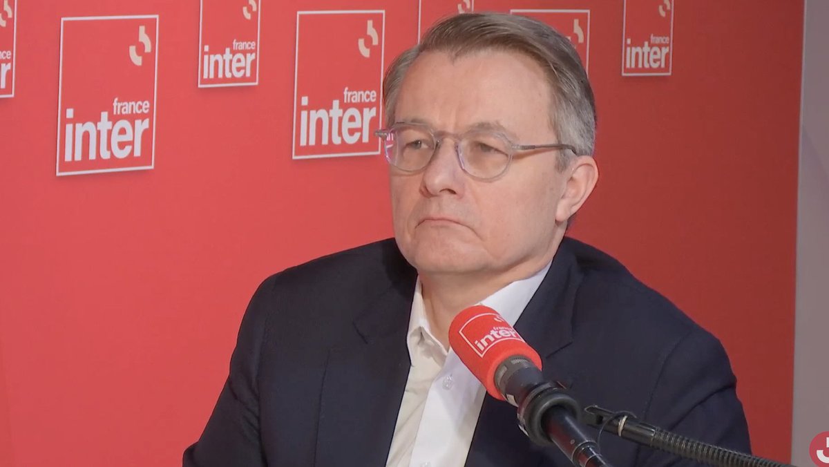 tcabarrus's tweet photo. Les Français ont changé leur mode de consommation, explique #DominiqueSchelcher: "On vend moins de produits de grandes marques et davantage de produits de distributeurs qui sont moins chers à qualité égale." https://t.co/4FjPuU16gW