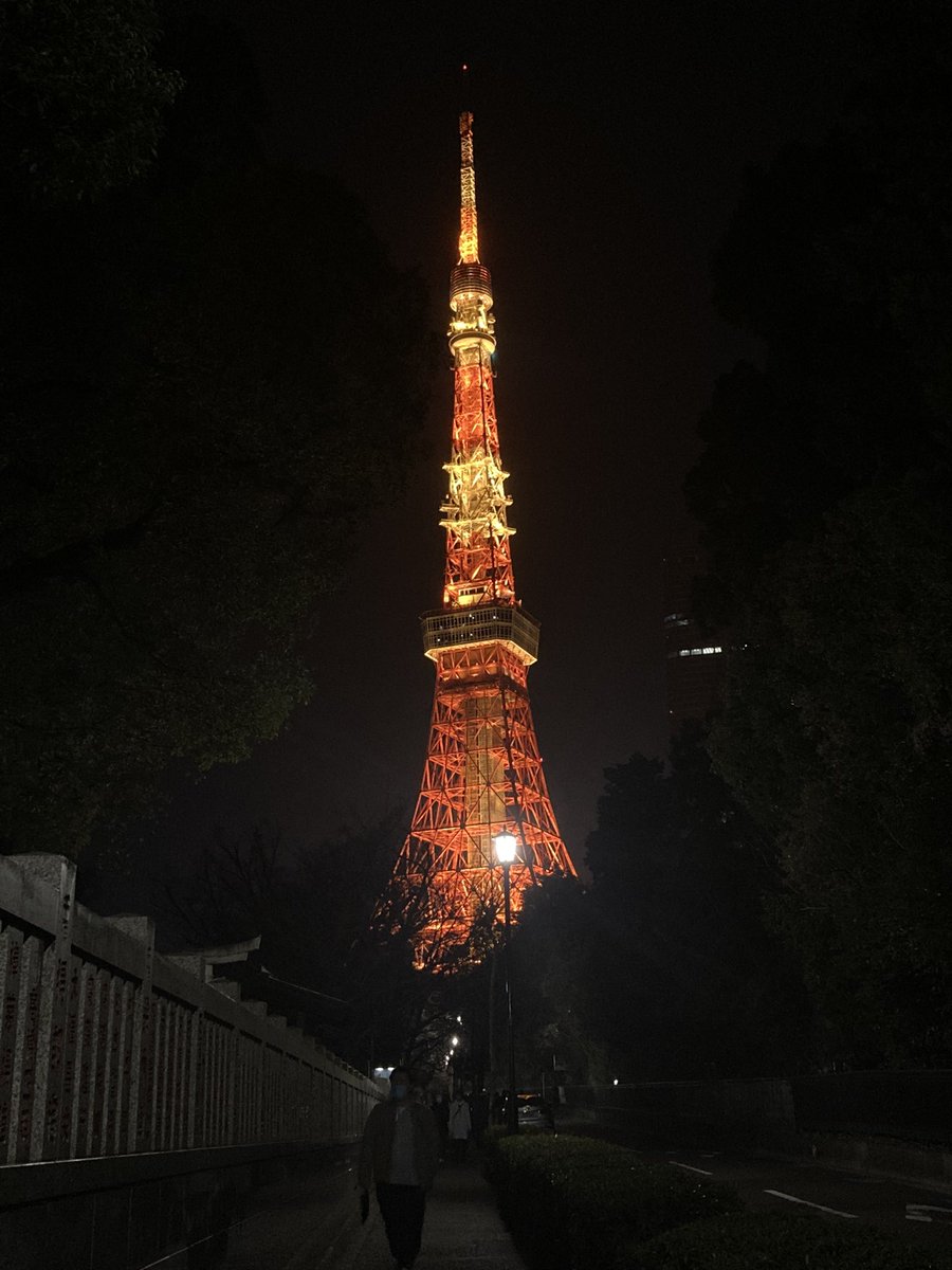 We’re back from holidays! 
We went to Japan 🇯🇵 It was amazing! 💙
Now, let’s get back to work 💪🏻 
New stuff coming out soon 😎 
#indiegame #indiedev #japan #game #app #hardwork