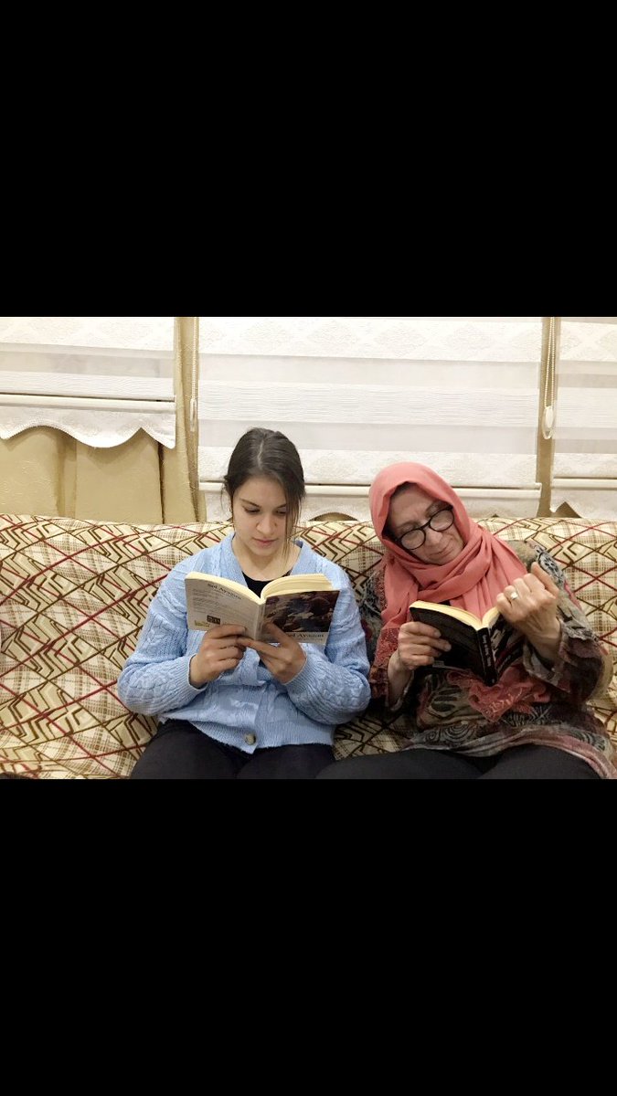 Ailemle okuyorum kampanyamızı başlattık. Hepimiz okuyoruz🙏