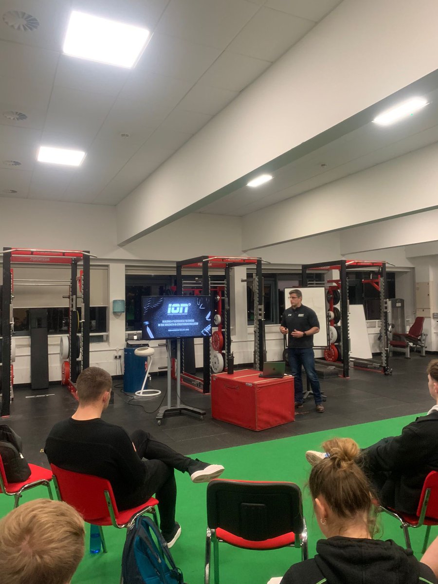 👏🏻 Thanks to <a href="/AdenKing20/">Aden King</a>, <a href="/rob_s_taylor/">Robin Sowden-Taylor</a> and <a href="/MurrayGourlay_A/">Alice Murray-Gourlay</a> for their excellent presentations at last weeks <a href="/UKSCA/">UKSCA</a> regional seminar

⭐️ Big shout out to <a href="/sebmoran1/">Seb Moran</a> and the Sport Wales National Institute for hosting us!