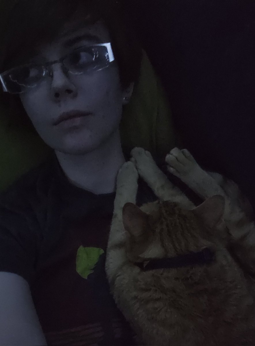 xEclipseWarrior's tweet photo. I felt cute and X-wing looks adorable all curled up on my chest so, face reveal? Hi folks 👉👈 https://t.co/X6JxbJhBF9