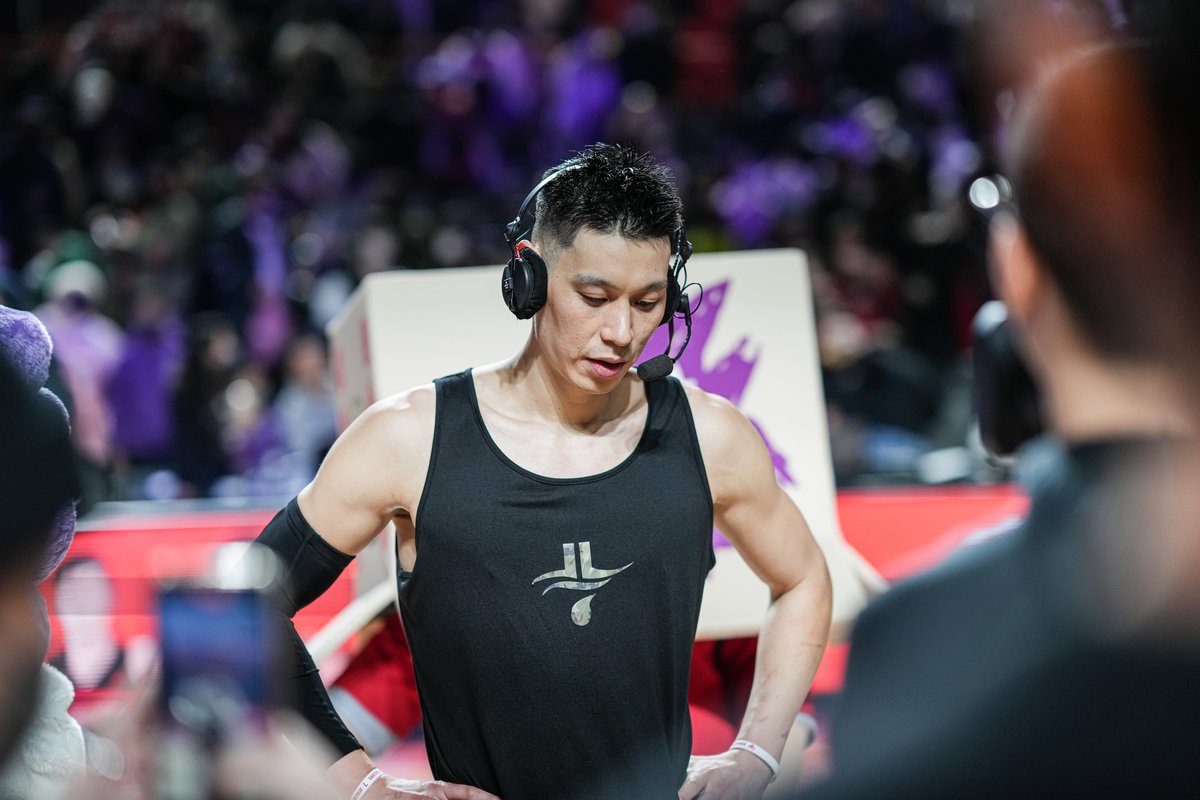 JLin7's tweet photo. Play for God https://t.co/aorDSouqrP