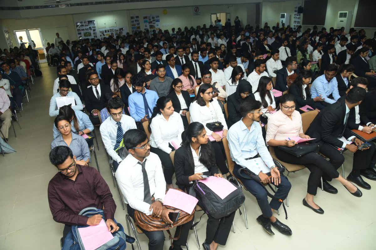 IBSIndia1's tweet photo. Glimpse of IBS Selection Process (GD-PI) at IBS Hyderabad Campus 2023 Day-5.
#ICFAI #IBS #IBSHyderabad #IBSselectionprocess #GI #PI #MBA #PGPM https://t.co/duB5OTMxbq https://t.co/QIVN99fnXt
