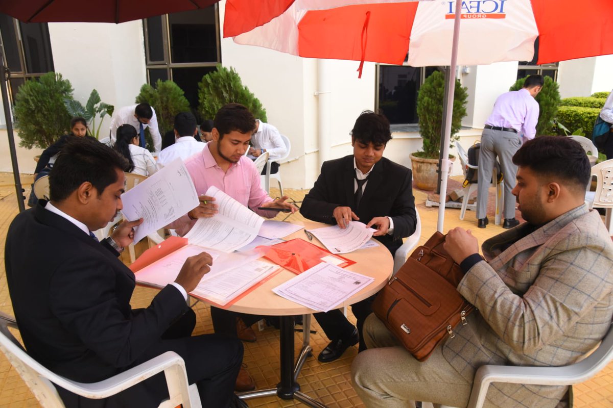 IBSIndia1's tweet photo. Glimpse of IBS Selection Process (GD-PI) at IBS Hyderabad Campus 2023 Day-5.
#ICFAI #IBS #IBSHyderabad #IBSselectionprocess #GI #PI #MBA #PGPM https://t.co/duB5OTMxbq https://t.co/QIVN99fnXt