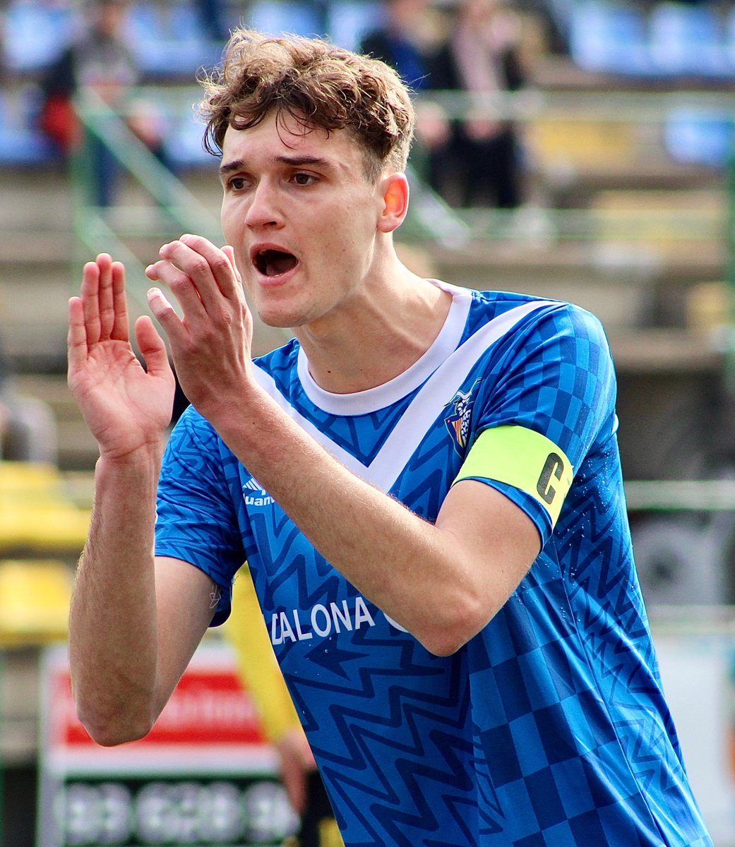 Definició de capità en una imatge.

🫡 <a href="/gbatle/">Gerard Batalla Porta</a> 

#BadalonaÉsFutur #3RFEF5