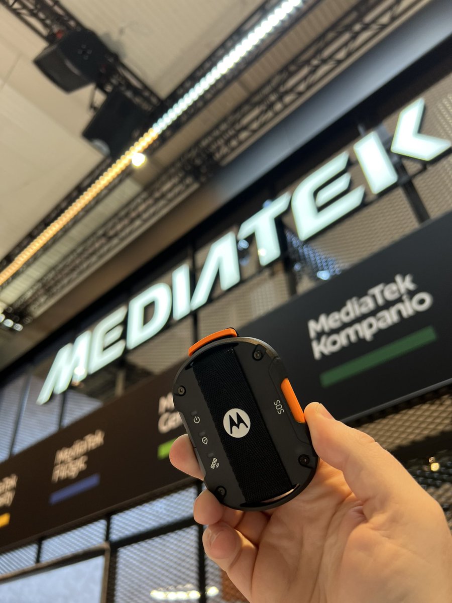 One of the coolest gadgets at #mwc2023 is the Motorola defy satellite link, a $99 Bluetooth puck that enables satellite connectivity for your iPhone or Android device. As an avid hiker, I’m extremely excited to have this on the trails for safety. <a href="/Bullitt_Group/">Bullitt Group</a> <a href="/MediaTek/">MediaTek</a>