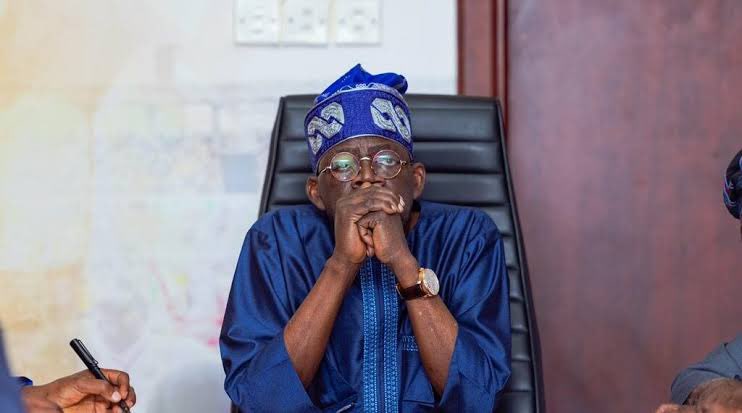 Bundlehofjoy's tweet photo. The Lagos state result have only proven that Lagos truly belongs to Asiwaju. While Asiwaju was always on ground in Lagos for elections, he didn't loose for 24yrs. Asiwaju has been busy in other regions securing more votes for his presidential bid and this is what he got? Ko buru! https://t.co/aUzCrTFghr