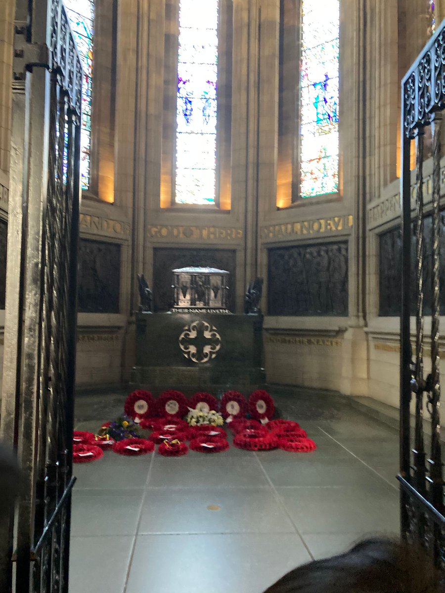 FeniksCentre's tweet photo. To commemorate those who have fallen in the defence of #Ukraine, on Feb 24, our CEO @magdaczar visited Scottish National War Memorial for the Wreath laying along with the Polish Consulate @evoc_edinburgh &amp; @AUGBEdinburgh

Feniks proudly supports the #Ukrainians living in Scotland https://t.co/p0QTsUVY0n
