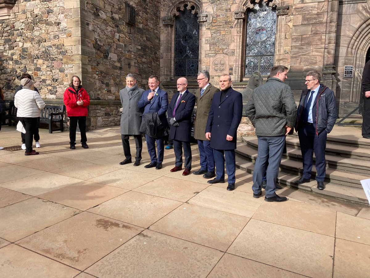 FeniksCentre's tweet photo. To commemorate those who have fallen in the defence of #Ukraine, on Feb 24, our CEO @magdaczar visited Scottish National War Memorial for the Wreath laying along with the Polish Consulate @evoc_edinburgh &amp; @AUGBEdinburgh

Feniks proudly supports the #Ukrainians living in Scotland https://t.co/p0QTsUVY0n