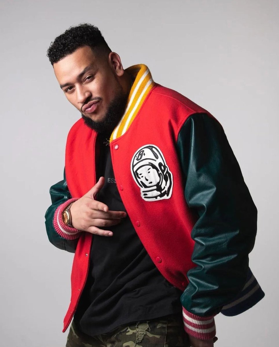 KhumaloDanica's tweet image. #KiernanForbes I watched that footage again(I don&apos;t know why)But it hurts how he died immediately after that shot.He died before he could digest what had happened.He was probably confused when he got to the other side.Yoh💔💔😩😩we are truly living in world without AKA💔