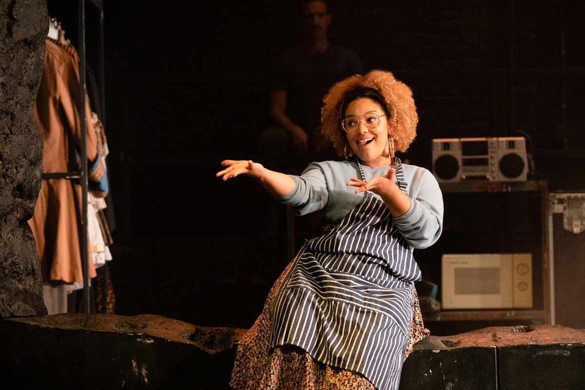 BlackSwanSTC's tweet photo. 'Snap up a ticket and let these storytellers weave their magic' Theatre Travels

Cyrano is running for one more week! Don't miss your chance to watch a 'major hit of this Perth Festival' @seesawmag

Must close 5 Mar 👉 Tickets from $30: https://t.co/PVqAojWlFO

📷 Daniel J Grant https://t.co/LWd180GqiV