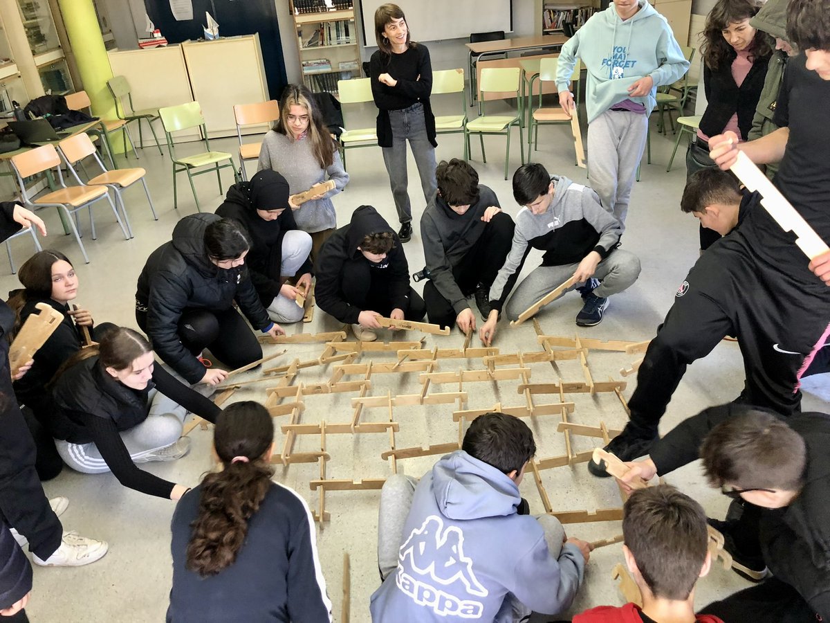 INS Dolors Mallafrè i Ros tweet media