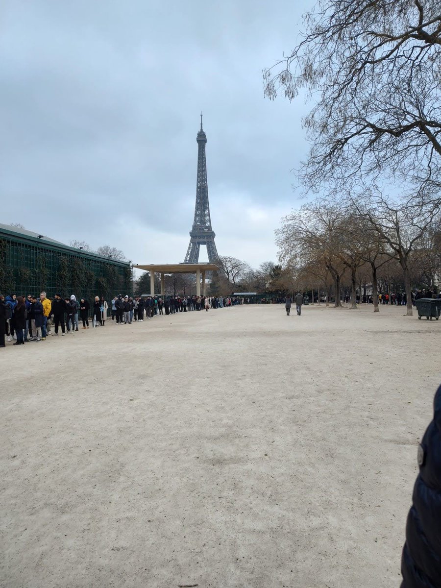 Redshilliz tweet media