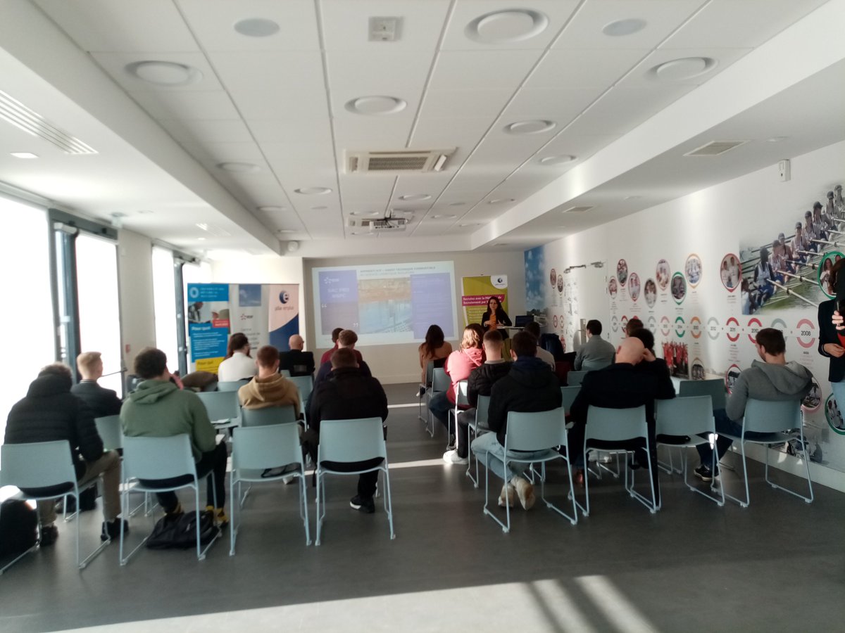 #AvecPoleEmploi et <a href="/EDFGravelines/">EDF Gravelines</a>  lancement de la semaine nationale des métiers du #nucléaire. ➡️Objectif #Alternance 👍 <a href="/EDF_HDF/">EDF Hauts De France</a> @poleemploi_HDF <a href="/BertrandRingot/">Bertrand Ringot</a> <a href="/christophe_p/">Paul CHRISTOPHE</a> <a href="/sony_clinquart/">Sony CLINQUART</a> <a href="/GENSric3/">GENS Éric</a>