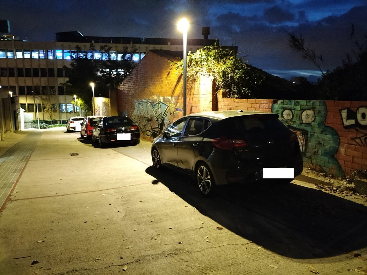 AfectadosSerraCameroSBD (@afecserracamero) on Twitter photo Por si <a href="/PoliciaSabadell/">Policia Sabadell</a> y <a href="/Aj_Sabadell/">Ajuntament Sabadell</a> no lo recuerdan, a parte de <a href="/socmartafarres/">Marta Farrés/❤️</a> y l@s vecin@s incivic@s:En calles residenciales, los vehículos no pueden estacionarse más que en los lugares designados por señales o por marcas (Regl. circulación art159) #cotxesVoreresSabadell Por si <a href="/PoliciaSabadell/">Policia Sabadell</a> y <a href="/Aj_Sabadell/">Ajuntament Sabadell</a> no lo recuerdan, a parte de <a href="/socmartafarres/">Marta Farrés/❤️</a> y l@s vecin@s incivic@s:En calles residenciales, los vehículos no pueden estacionarse más que en los lugares designados por señales o por marcas (Regl. circulación art159) #cotxesVoreresSabadell
