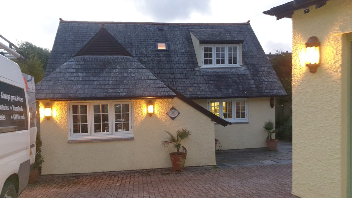 residence9's tweet photo. We love this charming R7 install by Realistic Home Improvements Ltd 🤗
Visit https://t.co/Pd2TRfEcGa
#residencecollection #R7 #residence7 #grainedwhite #external #timberalternativewindows #windows #windowinstallers #windowfabricators https://t.co/eYV0wh0Pou