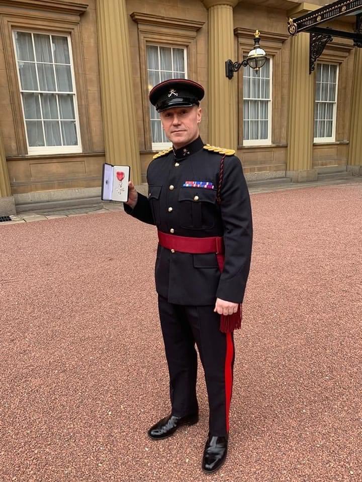 Congratulations to Army Trustee Capt Kev Haley who was honoured at Buckingham Palace by HRH The Prince Of Wales with ember of the Order of the British Empire (MBE) 

Kev Haley MBE, thank you for all the work you have done and continue to do for Army Football #TheSoldiersGame