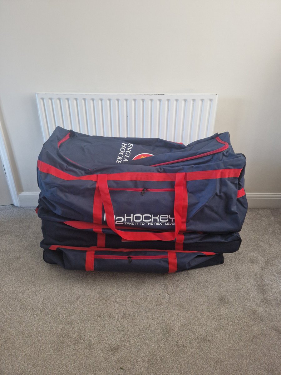 Our Commonwealth Games Legacy project delivery starts this week. 

3 new bags of hockey equipment, ready to go to our partner schools for their after-school clubs.

<a href="/Trinity_High/">Trinity High School</a> &amp; <a href="/IpsleySchool/">Ipsley C of E Middle School</a> - Tuesday's, 
<a href="/ArrowValeSchool/">Arrow Vale School</a> - Wednesday's 

Very exciting 😀