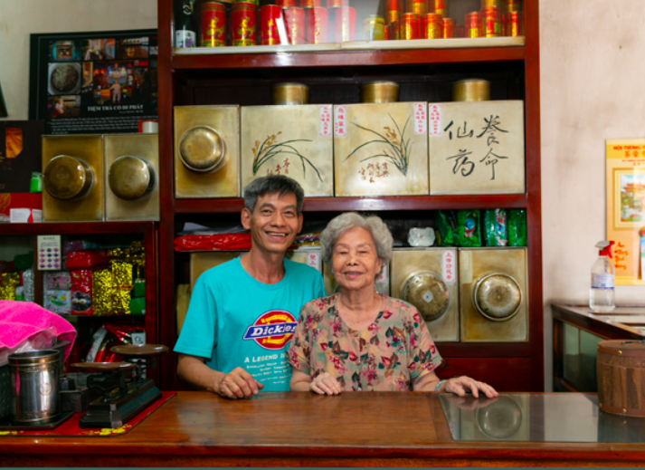 A 70-year-old tea shop in Ho Chi Minh City has passed on “cross-border” with the recipe of two precious teas, sometimes up to 350 million VND/kg - masterstalk.online/2023/02/27/a-7…...