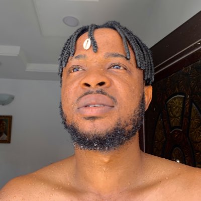 GraphicsCoco's tweet photo. #NewProfilePic https://t.co/12YawUSkp0