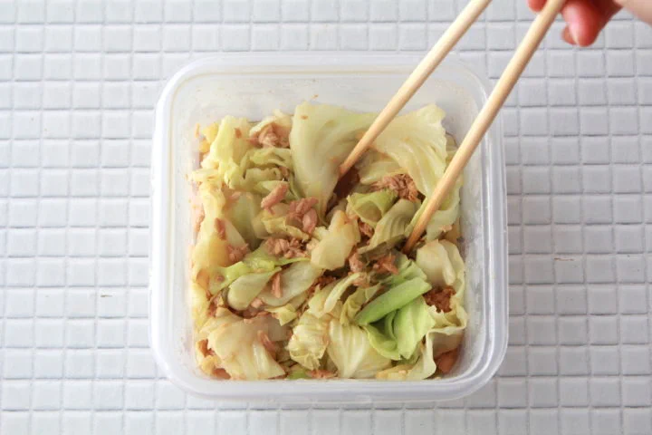 チンするだけなのに秒でなくなる美味しさ！『キャベツ』と『シーチキン』で作る簡単おかず♪