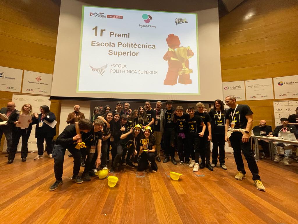 L'equip Led's go ads de l'Institut Els Planells d'Artesa de Segre guanya al torneig classificatori de la <a href="/firstlegoleague/">FIRST LEGO League</a> i participarà a la final estatal, on també competiran els representants de l'Escola Vedruna de Mollerussa, 2ns a la prova de robòtica. udl.cat/ca/serveis/ofi…