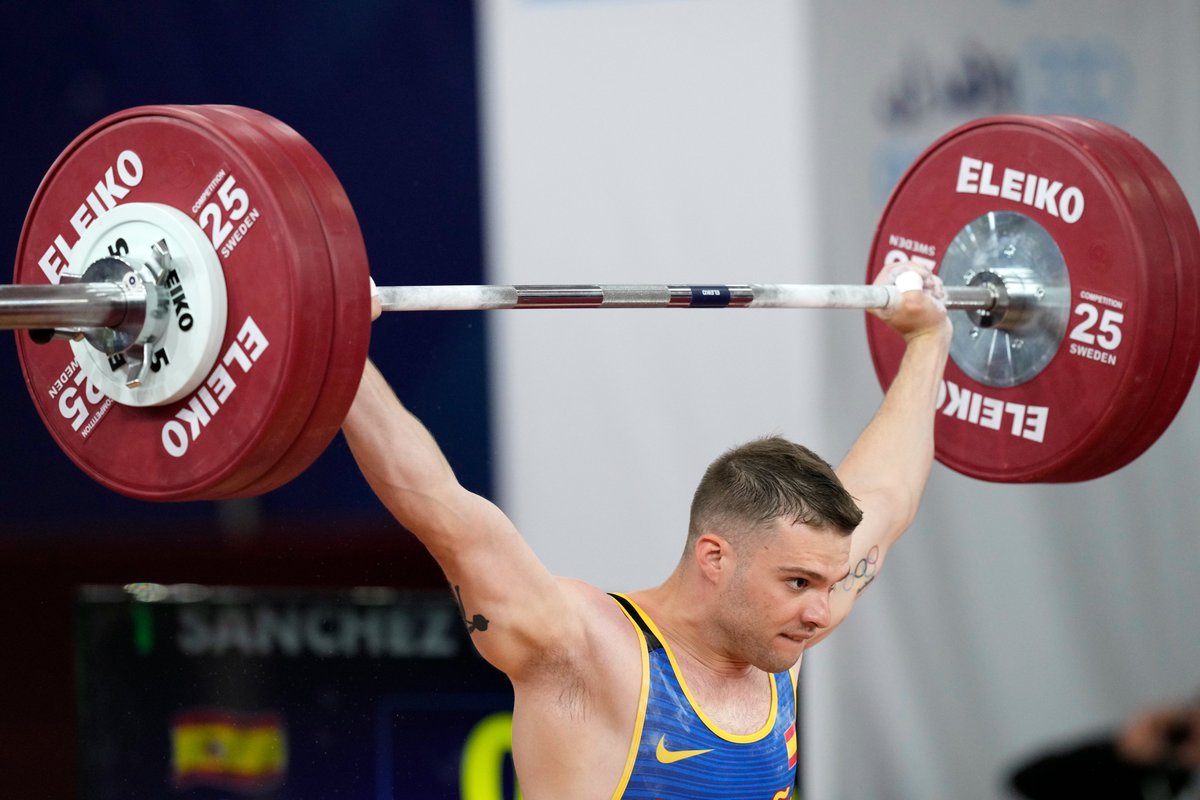 Ese momento en el que logras lo que llevabas tanto tiempo buscando 💪

🏋️‍♂️ <a href="/fedehalter/">🅡🅕🅔🅗</a>