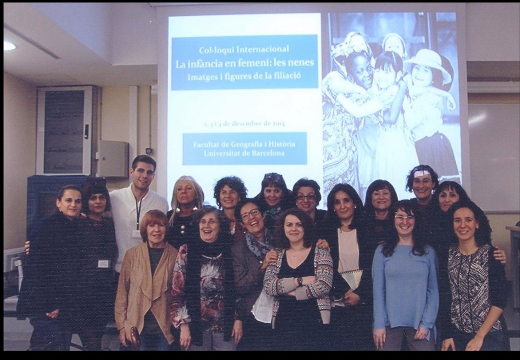 Tacitamuta_tm's tweet photo. Amb més de 25 anys d'història Tàcita Muta s'estrena a les xarxes socials‼️

♀️Estigueu atentes perquè anirem informant de les properes reunions i publicacions.

Us deixem algunes imatges d'arxiu. Com passa el temps! @tacitamuta_tm https://t.co/KwGE6Bj0Dm