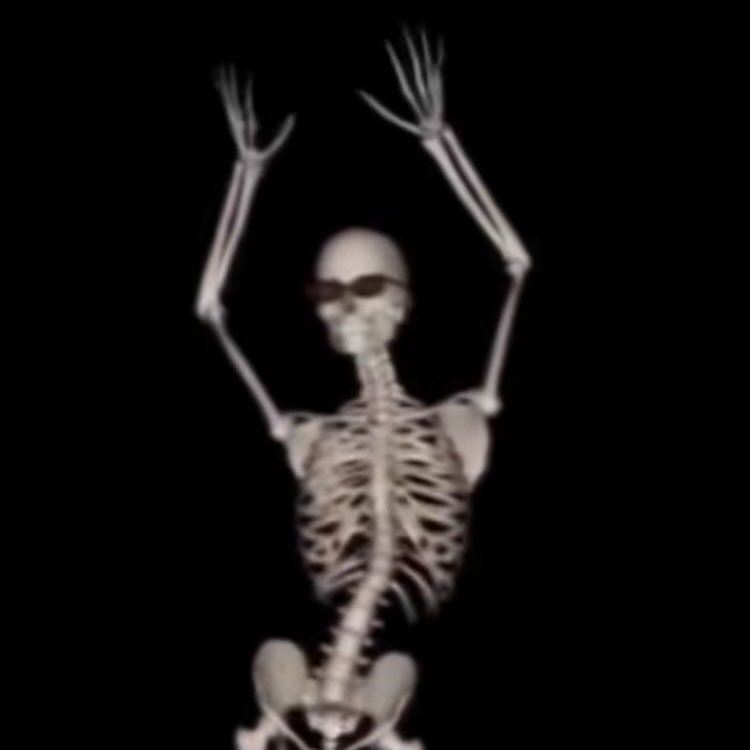 ✑ ; er uh oough okay

reply if you would like to be added to a circle! will probably post nsfw starters/jokes and rambling. 15-17 only pls, and only mutuals interact.