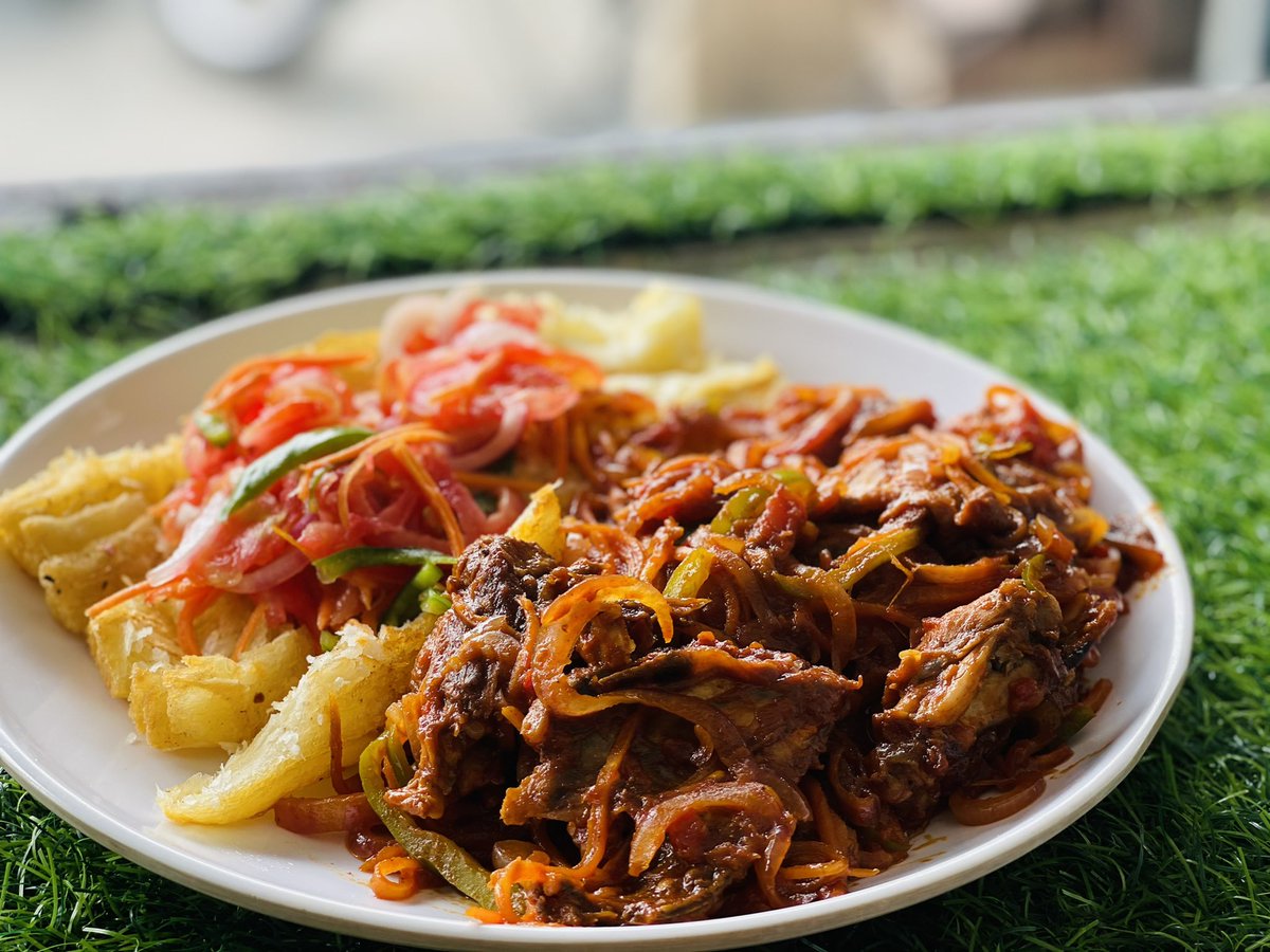 Kuna Hii Package Ya Mihogo 2 ✖️ Kuku Nusu Makange🔥🔥😋

Tsh Elfu 15TU!!!!

📞0713418107