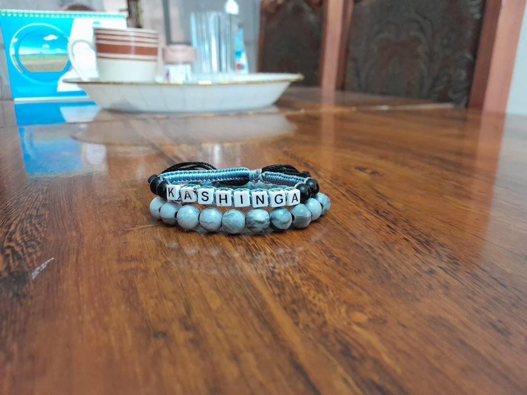 Shikabeta_04's tweet image. Hi guys, I'm selling these custom made shamballa bracelets at K40 
DM if you're interested or Contact +260 97 4162662

Kindly help me retweet.