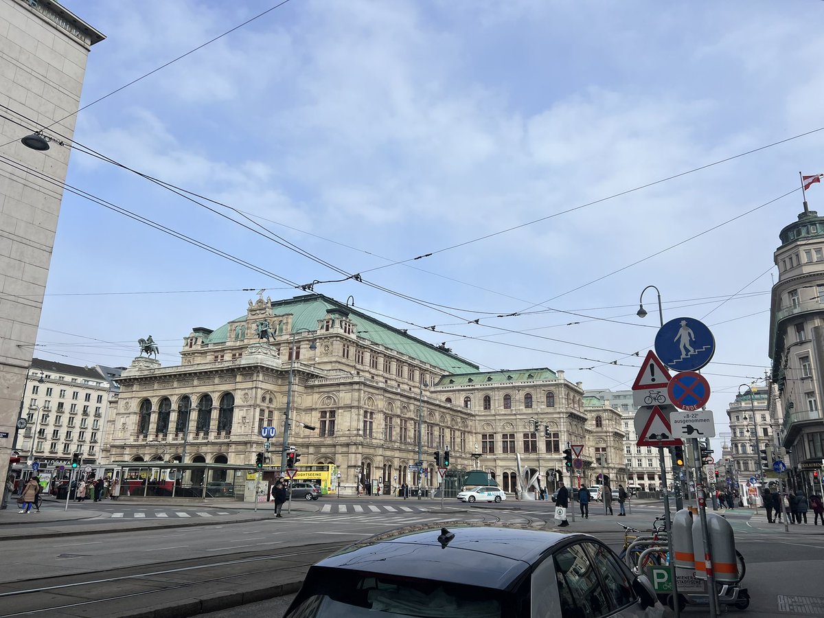 jedlenka tweet media