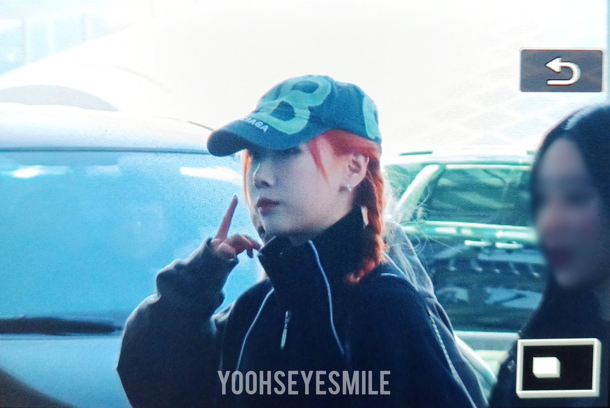 yoohseyesmile's tweet photo. 230227 ICN 출국 PRE

#드림캐쳐 #Dreamcatcher #한동 #韩东 #Handong https://t.co/BVJfjiUY4k
