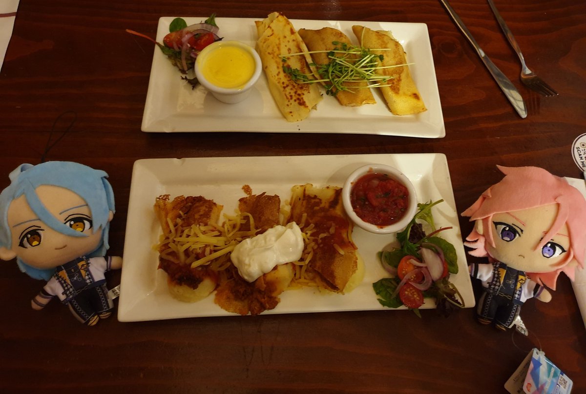 ki__kirin's tweet photo. EMERGENCY ALERT ⚠️‼️ himeru and kohaku went to pancake manor https://t.co/73AC9gRNov